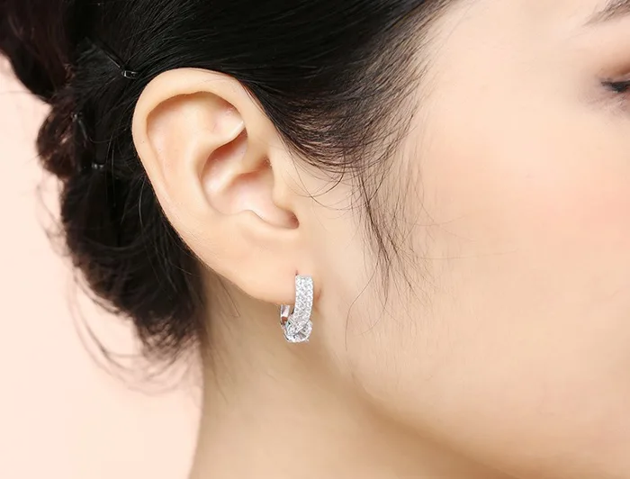 Tóc ngắn đeo bông tai gì? Top 15 mẫu bông tai cho tóc ngắn đẹp - Thegioididong.com Tóc ngắn đeo bông tai gì? Top 15 mẫu bông tai cho tóc ngắn đẹp - Thegioididong.com
