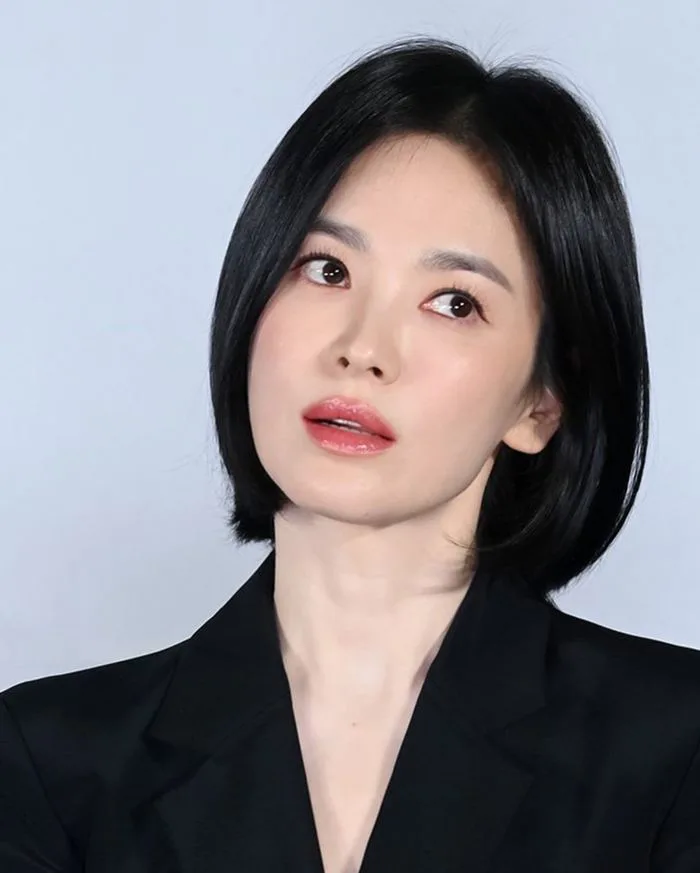 3 kiểu tóc ngắn đẹp vượt thời gian của Song Hye Kyo