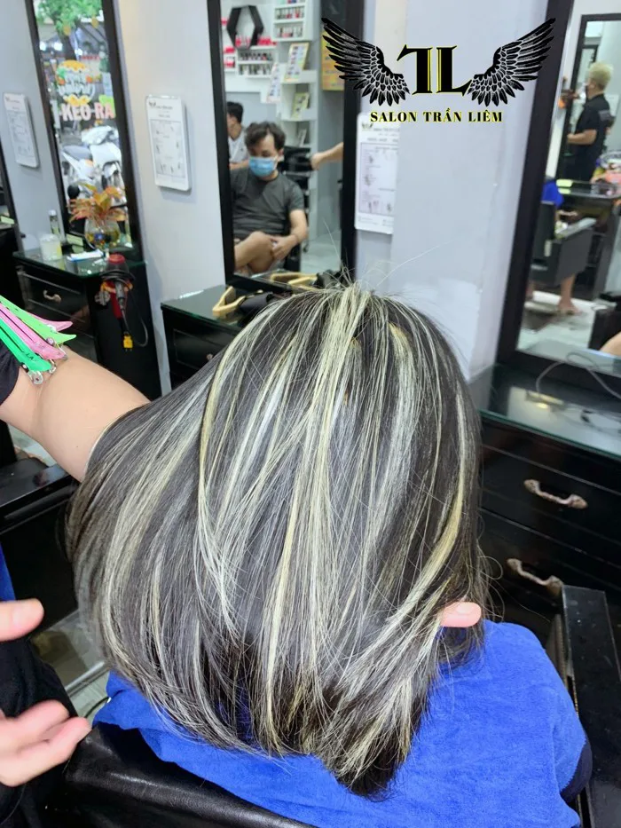 Nhuộm highlight + phục hồi karatin