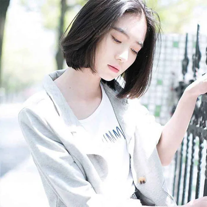 Top 6 kiểu tóc ngắn rẽ ngôi cực chất cho xu hướng hè 2018