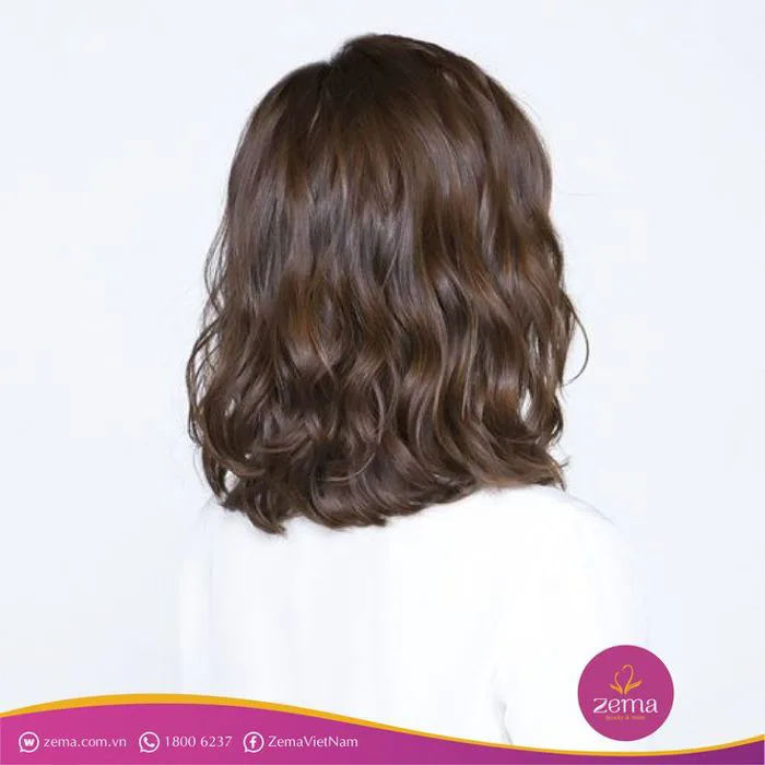 Kiểu tóc ngắn uốn