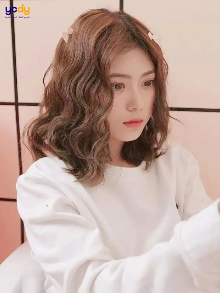 30+ Kiểu Tóc Xoăn Xù Nhẹ Cho Nàng Thêm QUYẾN RŨ, THU HÚT | Yody