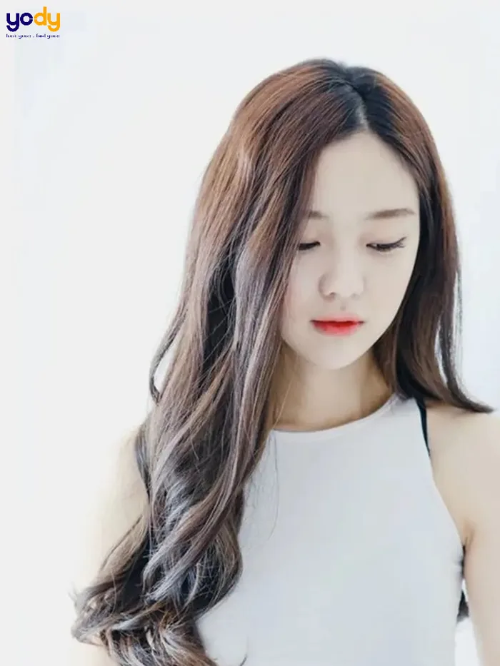 10+ kiểu tóc xoăn đuôi cho học sinh thả dáng DỄ THƯƠNG | Yody 10+ kiểu tóc xoăn đuôi cho học sinh thả dáng DỄ THƯƠNG | Yody