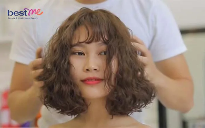10+ kiểu tóc xoăn ngắn không cần chăm sóc cầu kỳ 10+ kiểu tóc xoăn ngắn không cần chăm sóc cầu kỳ