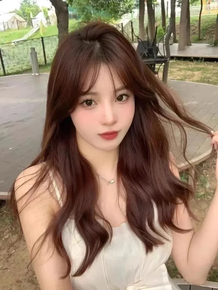 25+ Màu Tóc Nâu Socola Xinh Xỉu Phù Hợp Mọi Tông Da