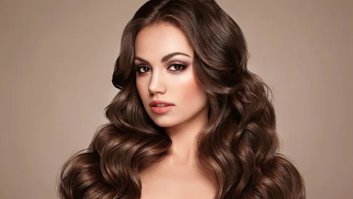 Phân biệt tóc uốn lạnh và tóc uốn nóng ...công dụng và tính phù hợp | Lê  Hiếu Salon