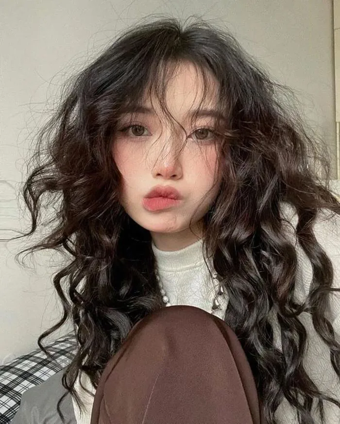 Top 22+ kiểu tóc xù đẹp cho nữ thêm trẻ trung và quyến rũ